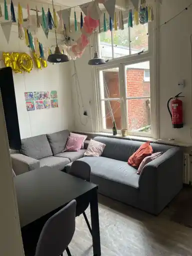 15m2 Chambre à louer pour 388.67€/mois à Bedumerweg, Groningen