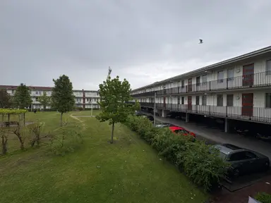 100m2 Appartement te huur voor 1180.01€/maand in Violierstraat 18C, Rotterdam