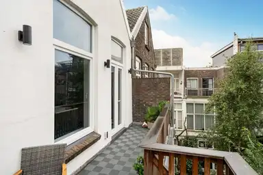 110m2 Appartement te huur voor 2595€/maand in Claes de Vrieselaan, Rotterdam