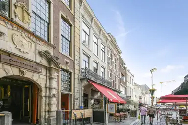 143m2 Appartamento in affitto per 2450€/mese a Grote Markt 2, Breda