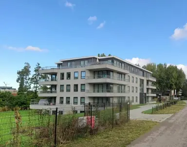 135m2 Appartamento in affitto per 2950€/mese a Bovenkerkerweg, Amstelveen