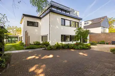 327m2 Casa in affitto per 10000€/mese a Selde Rust, Amstelveen