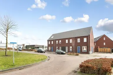 122m2 house to rent for 1625€/month in Grote Hassel, Lage Mierde