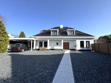 306m2 Casa in affitto per 4250€/mese a Haagweg, Breda