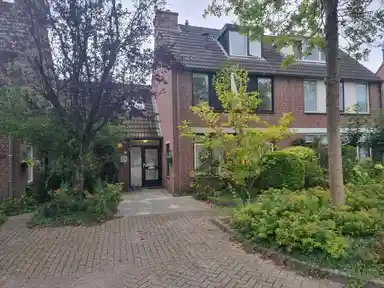 137m2 Haus zur Miete für 2100€/Monat in Braamhorst 8, Alphen aan den Rijn