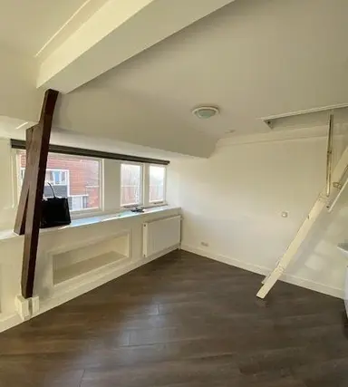 20m2 Chambre à louer pour 610€/mois à Bote van Bolswertstraat 2, Leeuwarden