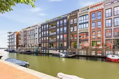127m2 Casa in affitto per 3800€/mese a Narva-eiland 209, Amsterdam