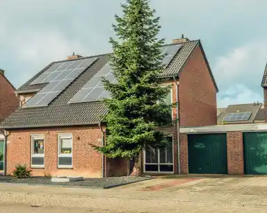 111m2 Haus zur Miete für 1035.1€/Monat in Echterstraat 144, Maasbracht