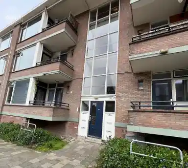 64m2 Wohnung zur Miete für 400€/Monat in Hoofdstraat, Krimpen aan de Lek