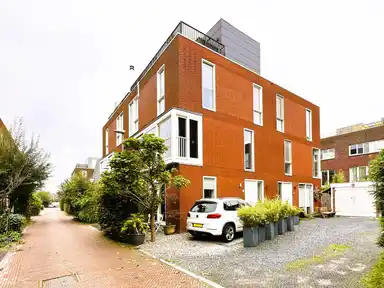 156m2 Casa in affitto per 3250€/mese a Kampervenuspad, Amsterdam