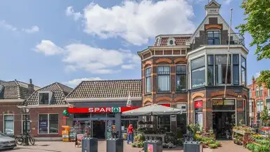 100m2 huis te huur voor 2275€/maand in Herenstraat, Leiden