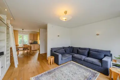 101m2 Casa in affitto per 2400€/mese a Burgemeester Eliasstraat, Amsterdam