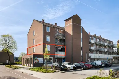 62m2 Appartement à louer pour 1050€/mois à Ringdijk 96, Lelystad