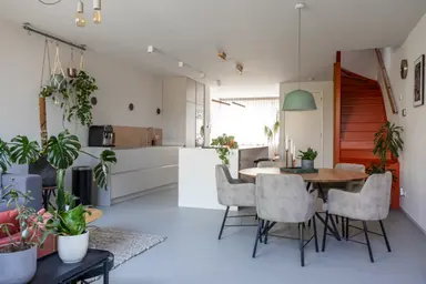 156μ² μονοκατοικία προς ενοικίαση για 3300€/μήνα σε Maarsbergenstraat 165A, The Hague