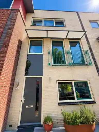 150m2 house to rent for 1475€/month in Havenpoort 34, Nieuw-Vennep