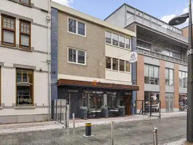 153m2 Appartement à louer pour 1595€/mois à Stationsstraat 18A, Weert
