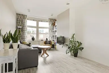 77m2 apartment to rent for 1950€/month in De Melemstraat, Voorburg