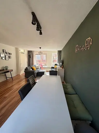 90m2 Appartement te huur voor 1127€/maand in Langestraat, Leiden