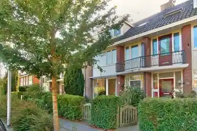 130m2 huis te huur voor 2950€/maand in Van Weerden Poelmanlaan 3, Amstelveen