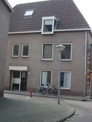 42m2 apartment to rent for 551.88€/month in Bregittenplein 18, Kampen