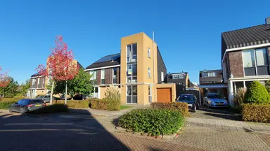 165m2 house to rent for 2950€/month in Raaigras 10, De Goorn