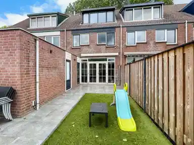 134m2 house to rent for 2350€/month in Middenhof, Almere