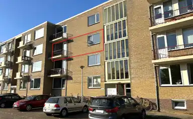 70m2 Appartement à louer pour 915€/mois à Touwslagersdreef, Maastricht