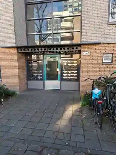 60m2 apartment to rent for 986.88€/month in Marius Bauerstraat 11, Amsterdam
