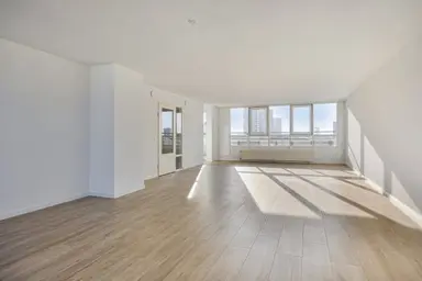 144m2 apartment to rent for 2715€/month in Amstelboulevard 178, Amsterdam