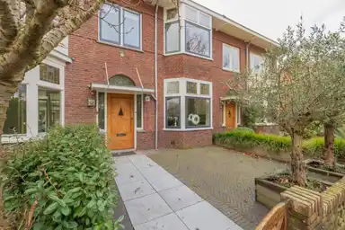 153m2 house to rent for 4985€/month in Zaanenlaan 49, Haarlem