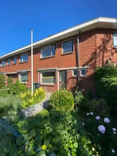 79m2 house to rent for 1790€/month in Borchsatelaan 119, Rotterdam