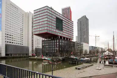 91m2 Appartement à louer pour 2499€/mois à Scheepmakerspassage 69, Rotterdam