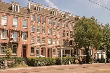 145m2 Haus zur Miete für 3950€/Monat in Linnaeusstraat 97-H, Amsterdam