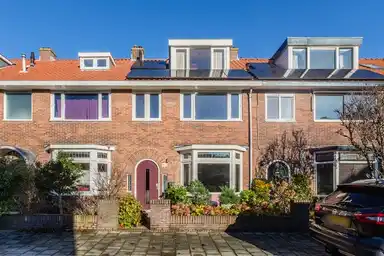 116m2 maison à louer pour 2995€/mois à Gijsbrecht van Aemstelstraat, Haarlem