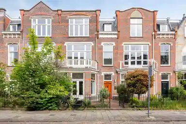 231m2 house to rent for 5250€/month in Danckertsstraat 19, The Hague