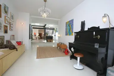 240m2 house to rent for 3995€/month in Tollensstraat, The Hague