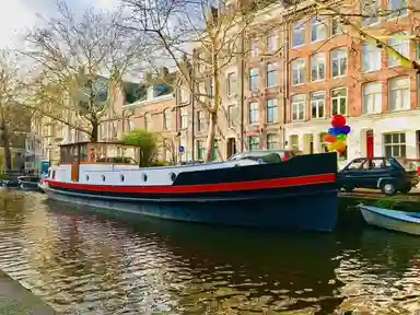 95m2 apartment to rent for 4250€/month in Westerkade, Amsterdam