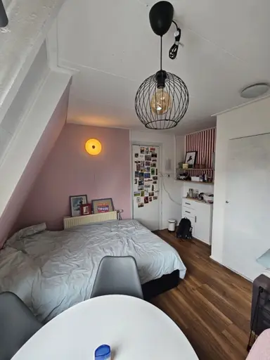12m2 Chambre à louer pour 430€/mois à Witte de Withstraat, Groningen