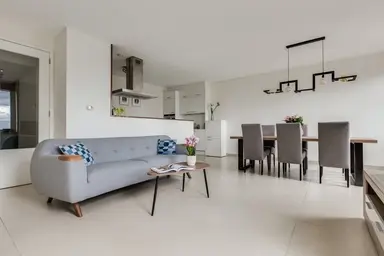 65m2 Appartement à louer pour 2100€/mois à Blaak, Rotterdam