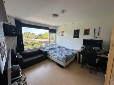 108m2 room to rent for 400€/month in Coronastraat, Groningen