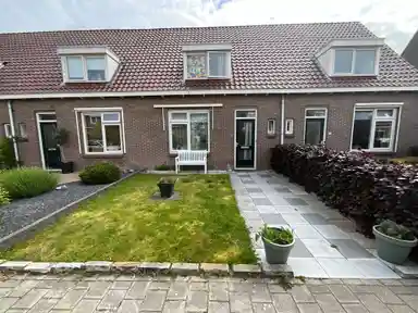 76m2 Haus zur Miete für 867.53€/Monat in Oranjelaan 12, Dirksland