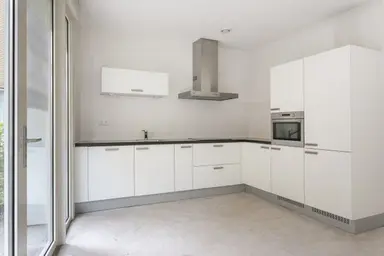 80m2 apartment to rent for 1445€/month in Koningsstraat 7A, Hilversum
