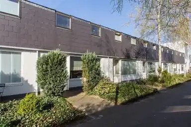 93m2 house to rent for 1995€/month in Zandtong, Eindhoven
