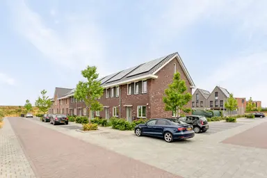 105m2 house to rent for 1235€/month in Weeversstraat 50, Zwolle