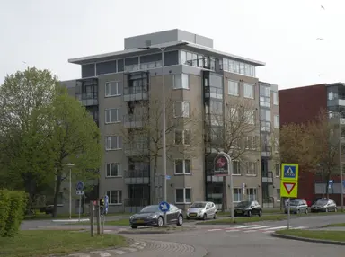 28m2 Appartement te huur voor 897.55€/maand in Laan der Continenten 78, Alphen aan den Rijn