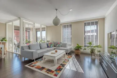 110m2 Appartement à louer pour 2600€/mois à Simon Carmiggelthof 75, The Hague