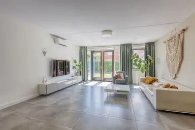175m2 house to rent for 3600€/month in Broekmolenweg, Rijswijk