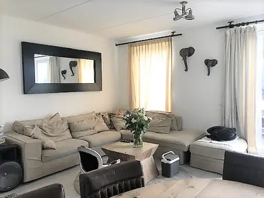 132m2 maison à louer pour 3250€/mois à Blaricum