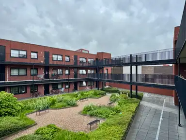 90m2 flat to rent for 1500€/month in Eemplein 35, Amersfoort