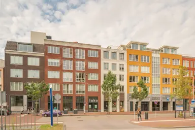 128m2 Appartement à louer pour 1349.1€/mois à Stationsplein 105, Weert